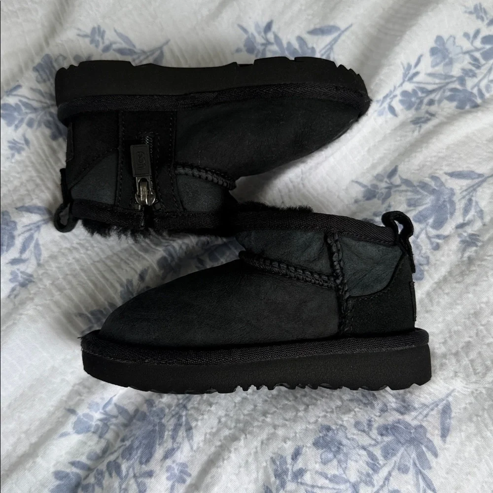 Black Baby Uggs